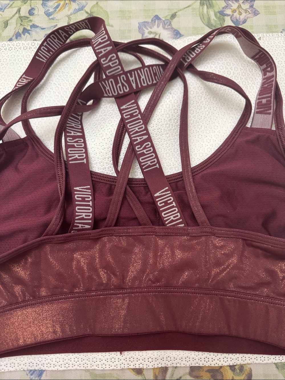 Victoria Secret - Picture 3 of 11